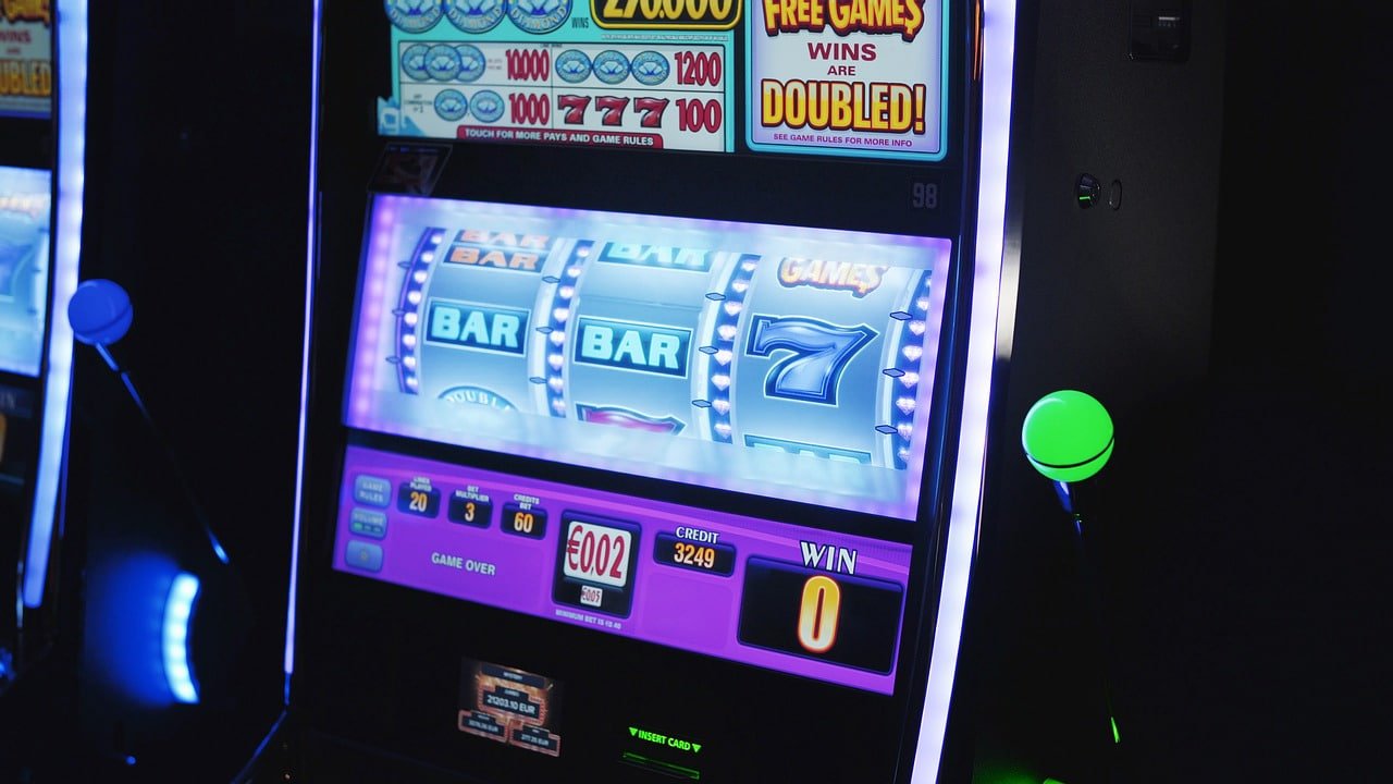 MMK365 Slots ဂိမ်းတွင် Jackpot ငွေ Big Win ရရှိပြီးနောက် ရလဒ်ပြသနေသောဖန်သားပြင်